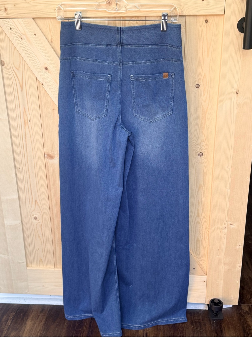 HALARA Blue Wide-Leg Pull-On Jeans NWOT - Picture 2 of 6